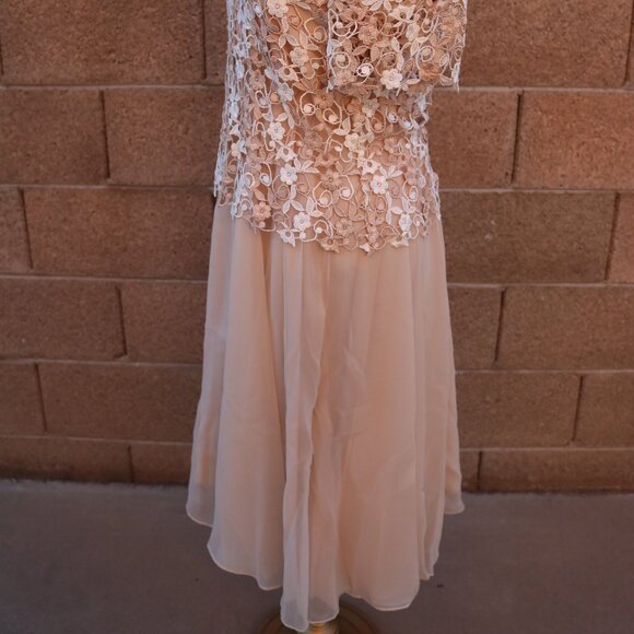Women's Karen Miller Dress Lace Bodice & Chiffon Dress - Picture 8 of 16